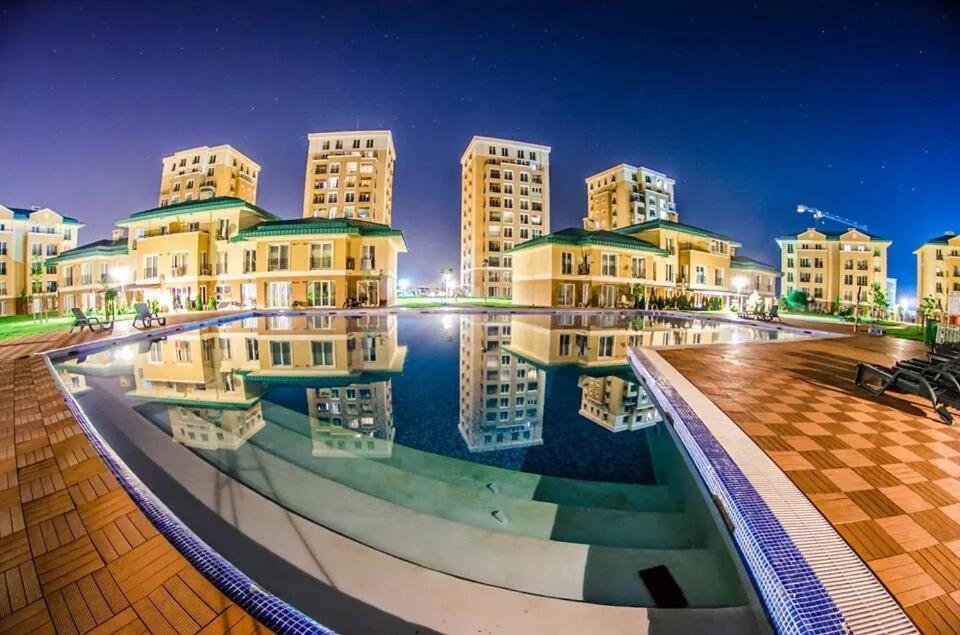 Modern Apartment With Pool In North Bucharest Cretuleasca Экстерьер фото